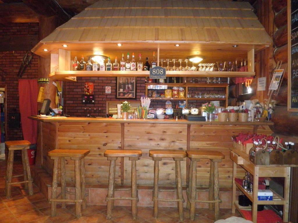 Sport-Hotel Sibenicni Vrch Mnichovice 外观 照片