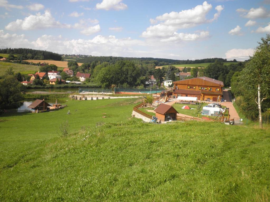 Sport-Hotel Sibenicni Vrch Mnichovice 外观 照片